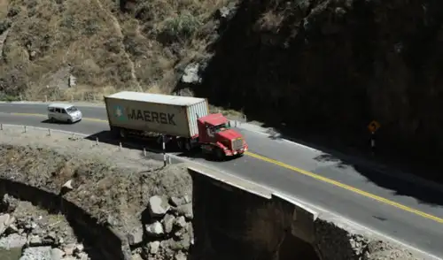 El Ministerio de Transportes y Comunicaciones anuncia la restricción temporal del tránsito de vehículos de carga pesada en la Carretera Central, del 5 de abril.