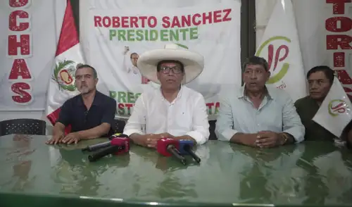 Roberto Sánchez se pronuncia tras resultados de boca urna que lo ubican en segundo lugar.