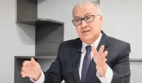 ALfonso López Chau se pronunció tras los primeros resultados de la ONPE. Foto: La República. ALfonso López Chau se pronunció tras los primeros resultados de la ONPE. Foto: La República.