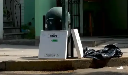 4 cajas con actas electorales han sido encontradas en Surquillo.