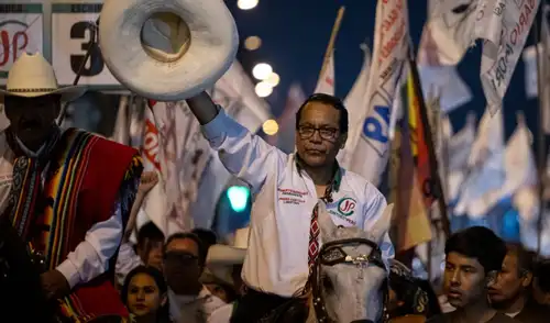 Roberto Sánchez se perfila como candidato para la segunda vuelta.