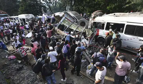 Ataque con bomba en Colombia deja 14 fallecidos y decenas de heridos en plena escalada de violencia antes de elecciones