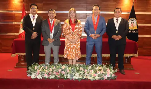 La ceremonia incluyó el izamiento del Pabellón Nacional y actividades de salud como una campaña médico preventiva. Fuente: Difusión.