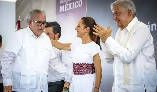 Caso contra Rubén Rocha Moya, gobernador de Sinaloa, por narcotráfico desata reacción en México. Foto: AFP