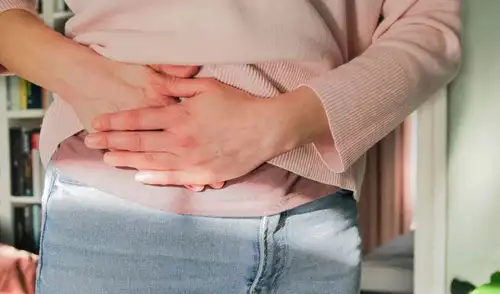 Especialistas alertan sobre la importancia de la detección temprana del cáncer de ovario en el Día Mundial de la enfermedad