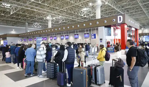 Desde diciembre del 2025 se cobra la TUUA de transferencia en el aeropuerto Jorge Chávez vía módulos. Desde diciembre del 2025 se cobra la TUUA de transferencia en el aeropuerto Jorge Chávez vía módulos.