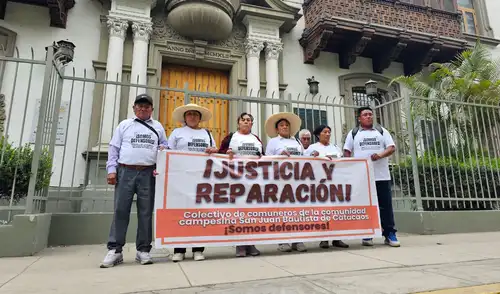 Comuneros de Catacaos exigen  justicia ante el comisionado del Vaticano, Jordi Bertomeu.