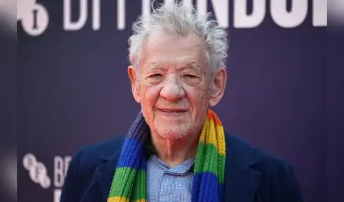 El actor reveló su orientación sexual en la década de los 80 en señal de protesta.
