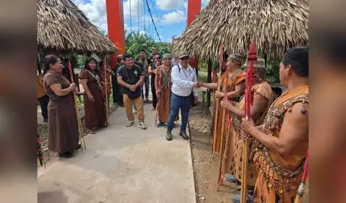 Guardia Indígena Kakataibo con el presidente de Aidesep. (Fotos: Aidesep)