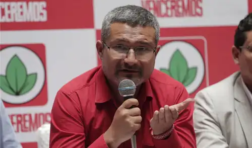 Ronald Atencio ratifica su rechazo a Keiko Fujimori: "Ella mantuvo a Dina Boluarte y a Jerí en el poder"