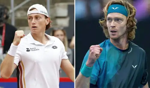 Ignacio Buse y Andrey Rublev se enfrentan en el Roland Garros 2026. Foto: ATP/composición LR Ignacio Buse y Andrey Rublev se enfrentan en el Roland Garros 2026. Foto: ATP/composición LR