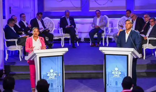 Un debate con promesas y acusaciones mutuas