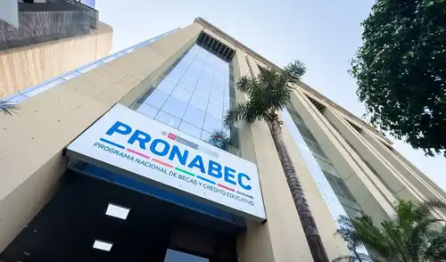 Beneficiarios de Pronabec deberán acreditar actividades vinculadas a su formación