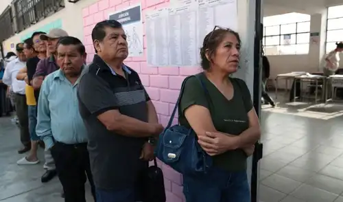 El Gobierno ha oficializado medidas de tolerancia y permisos laborales para trabajadores que voten en la Segunda Elección Presidencial 2026, programada para el 7 de junio. El Gobierno ha oficializado medidas de tolerancia y permisos laborales para trabajadores que voten en la Segunda Elección Presidencial 2026, programada para el 7 de junio.