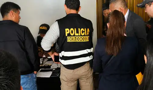 Poder Judicial dicta prisión preventiva a policías por presunta corrupción en Abancay Poder Judicial dicta prisión preventiva a policías por presunta corrupción en Abancay