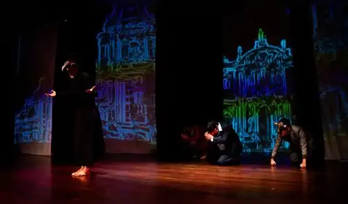 En 2025, la comunidad teatral denuncia censura y cortina de humo. En 2025, la comunidad teatral denuncia censura y cortina de humo.