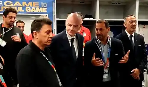 Irán solo puede ingresas a Estados Unidos por unas horas para jugar sus partidos del Mundial 2026. Foto: Twitter DT de Irán confrontó a Gianni Infantino en el Mundial 2026
