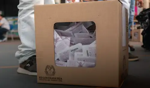 Colombia se encuentra en plena jornada electoral con la segunda vuelta presidencial 2026, donde Iván Cepeda y Abelardo de la Espriella compiten por la presidencia.