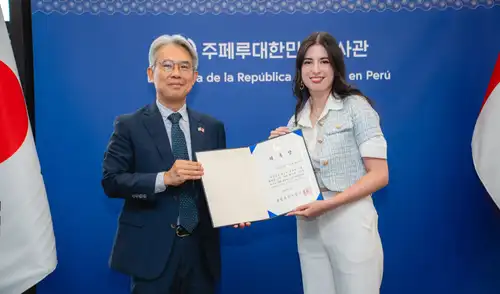 Ceremonia de nombramiento de Heidy Fernández como embajadora K-food Corea del Sur