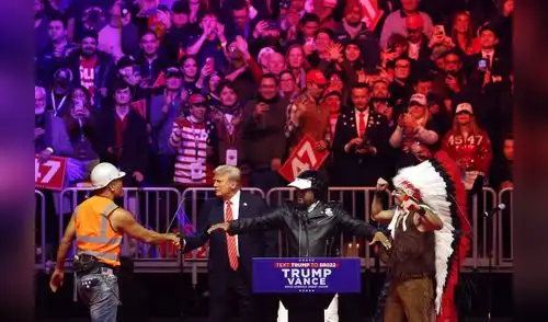 Village People en el mitin de Trump. Village People en el mitin de Trump.