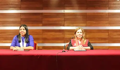 Durante la última sesión, agradeció a escolares y tutores por su compromiso en la resolución de conflictos.Fuente: difusión. corte-de-la-libertad