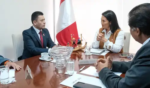 Alcalde de Puno pide a Keiko Fujimori crear comisión de investigación para muertes ocurridas durante protestas contra el gobierno de Dina Boluarte.