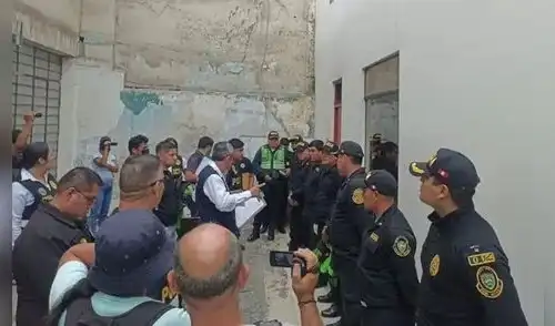 Nueve policías detenidos en Vitarte purgan prisión preventiva. Nueve policías detenidos en Vitarte purgan prisión preventiva.