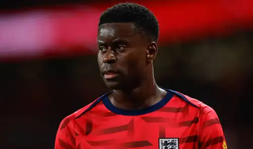 La semifinal del Mundial 2026 entre Argentina e Inglaterra se calienta fuera del campo, con el defensor inglés Marc Guéhi afirmando que la presión recae sobre la Albiceleste, campeona vigente.