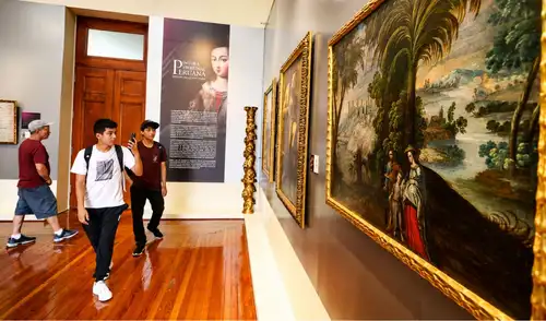 El Ministerio de Cultura informó que los museos del país ofrecerán ingreso gratuito del 27 al 29 de julio por las Fiestas Patrias, promoviendo el turismo interno. La medida beneficiará a ciudadanos peruanos y extranjeros residentes.