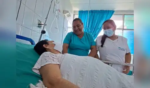 Mujer vivía con un tumós de más de 18 kilos.