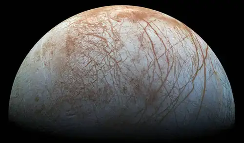 Europa, la luna helada de Júpiter, a partir de imágenes tomadas por la sonda 'Galileo' a finales de la década de 1990. Foto: NASA Europa, la luna helada de Júpiter, a partir de imágenes tomadas por la sonda 'Galileo' a finales de la década de 1990. Foto: NASA