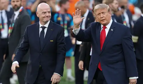 Gianni Infantino junto a Donald Trump en la final del Mundial 2026. FIFA