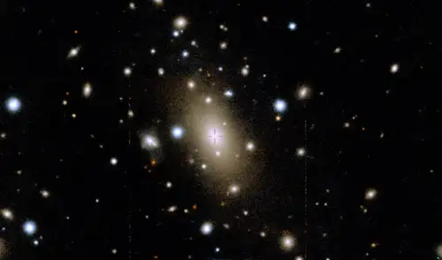 Para IC1101, el diámetro se estima ahora en 1,7 millones de años luz , mayor que las estimaciones previas. Foto: Pan-STARRS