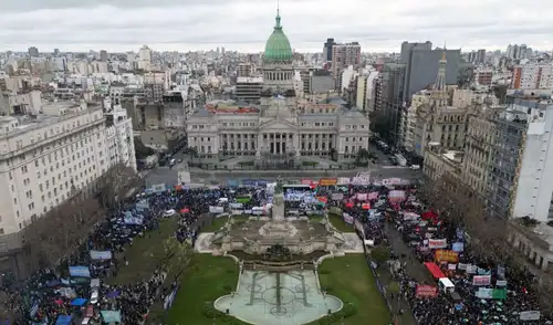 El Gobierno de Javier Milei retiró un capítulo de la Ley de Inviolabilidad de la Propiedad Privada, que modificaba la venta de tierras a extranjeros, tras un fuerte rechazo social