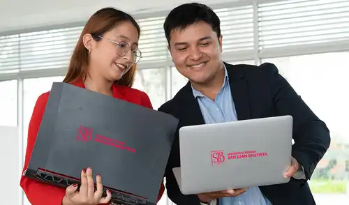 Los futuros profesionales en Administración y Marketing requieren utilizar herramientas de IA. Foto: difusión. uso-de-ia-marketing