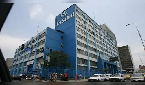 essalud