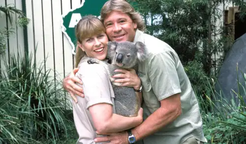 Steve Irwin y su esposa iniciaron un proyecto para restaurar la fuente principal de alimento y refugio de los koalas. Foto: Discovery