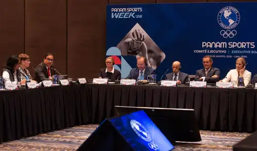 Óscar Fernández expuso los principales avances para los Juegos Panamericanos y Parapanamericanos. Foto: IPD