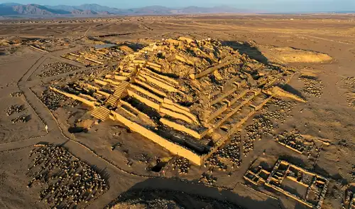 China selecciona la Ciudad Sagrada de Caral-Supe para su primera misión arqueológica en Sudamérica, colaborando con Perú para estudiar esta emblemática civilización de 5.000 años de antigüedad.