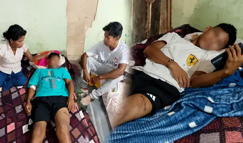 El joven comenzará un periodo de reposo en casa y requerirá de seguimiento médico y apoyo psicológico debido al trauma del accidente que también cobró la vida de su compañero. Escolar que sobrevivió tras caerle una pared en colegio de Iquitos recibió alta y necesita rehabilitación