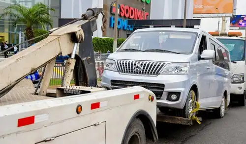 ATU envía al depósito a 2.915 vehículos de transporte público en Lima y Callao