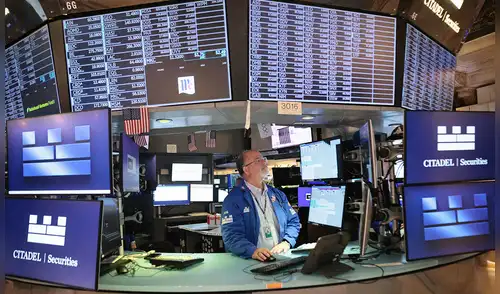 Wall Street, incertidumbre por las empresas de IA, Nasdaq Composite
