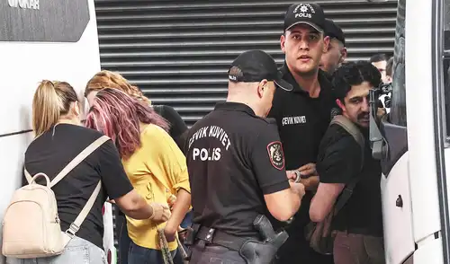 Las restricciones digitales también afectan a organizaciones LGBT en Turquía, con bloqueos de cuentas y sitios