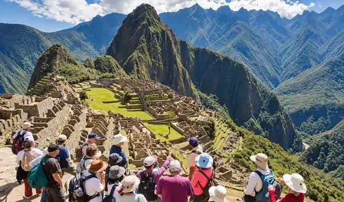 Especialistas llevan a cabo un estudio sobre la capacidad de carga en Machu Picchu, con el fin de proponer un nuevo aforo para el patrimonio cultural. El análisis reúne información técnica valiosa. ¿Cambiará el aforo de Machu Picchu? Especialistas inician estudios clave para fijar nueva capacidad de visitantes
