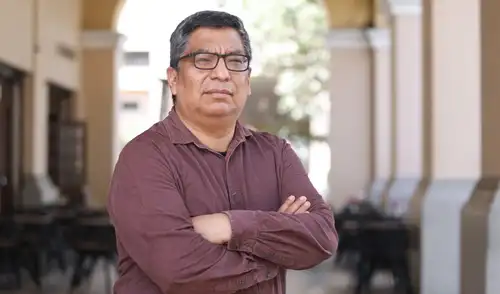 José Ragas acaba de publicar el libro 'Las guerras de la historia', junto al también historiador Charles Walker