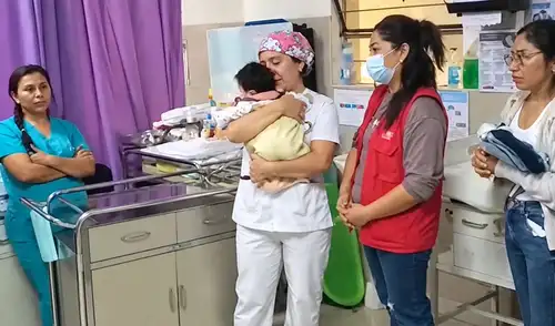 El bebé 'Toñito', tras cuatro meses, está bajo tutela del Estado tras ser abandonado por su madre al nacer con síndrome de Down. El bebé 'Toñito', tras cuatro meses, está bajo tutela del Estado tras ser abandonado por su madre al nacer con síndrome de Down.