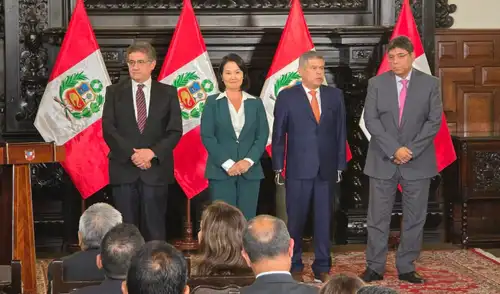 Ejecutivo anunció que dará, en octubre, un bono extraordinario de S/100 por cada trabajador para las MYPE. Ejecutivo anunció que dará, en octubre, un bono extraordinario de S/100 por cada trabajador para las MYPE.