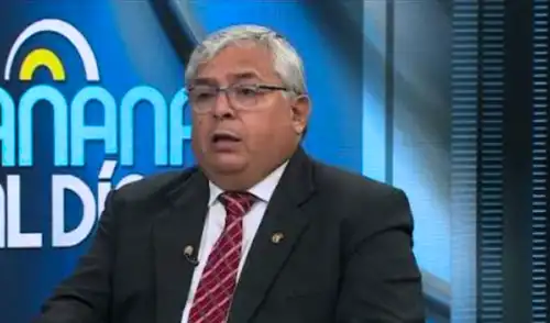 García dejó claro que si “se aprueba el dictamen, definitivamente, se archiva el pedido de facultades, son dos escenarios".