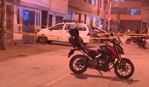 Una mujer de 32 años fue asesinada a balazos en Santa Anita mientras conversaba con su hija, en un caso que remueve la tranquilidad en la cooperativa Los Chancas.