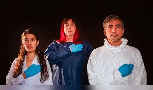 'Señor ministro de salud, ¡¿Qué hacer?!' en la Casa Yuyachkani. 'Señor ministro de salud, ¡¿Qué hacer?!' en la Casa Yuyachkani.